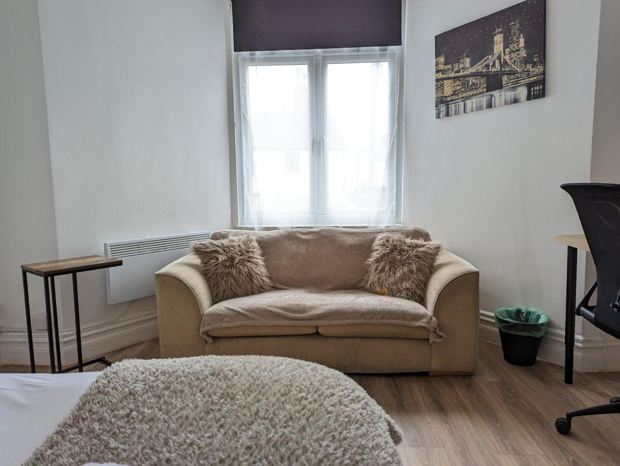 Serene 1 Bedroom Flat In Roath Cardiff Zewnętrze zdjęcie