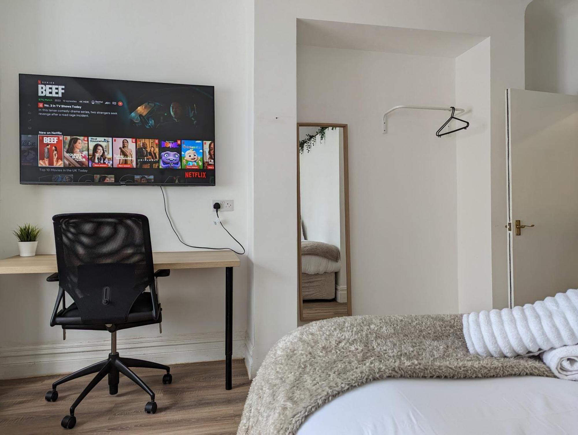 Serene 1 Bedroom Flat In Roath Cardiff Zewnętrze zdjęcie
