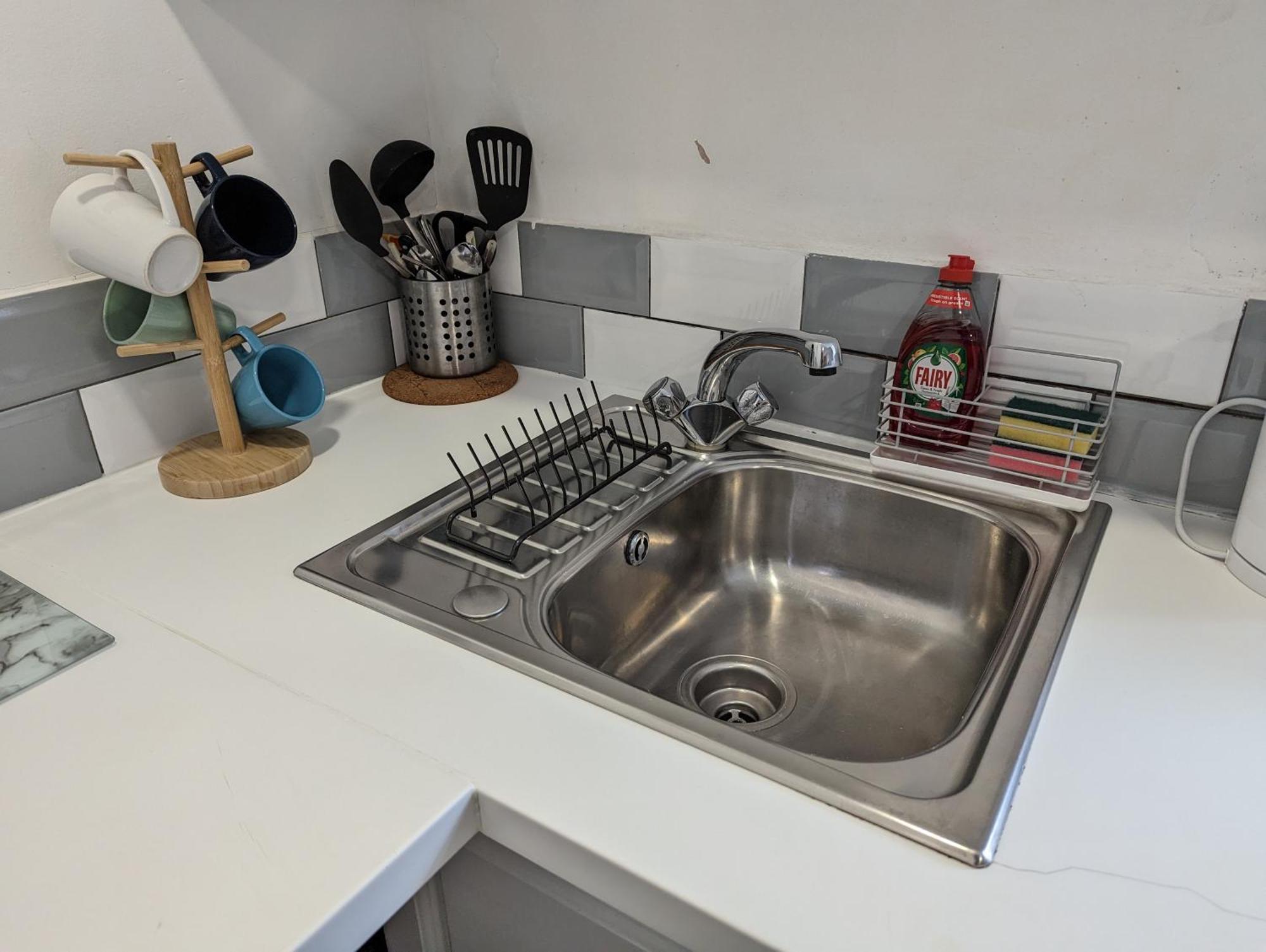 Serene 1 Bedroom Flat In Roath Cardiff Zewnętrze zdjęcie